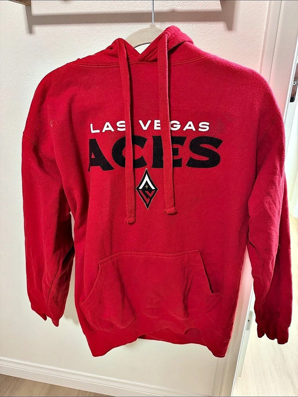 WNBA Las Vegas Aces WNBA Logo Hoodie Red Size Medium